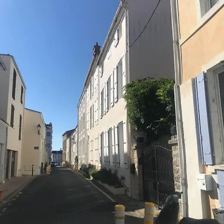 Appt 2 Chambres Centre Historique 50m De La Mer ! * Les Sables-d'Olonne